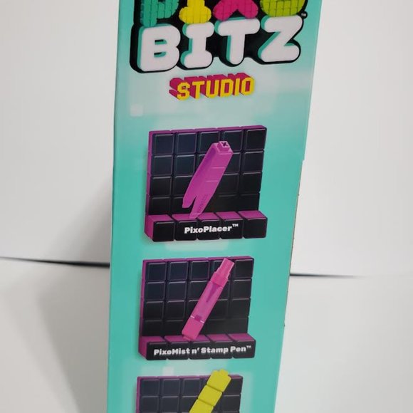 Pixobitz Studio with 500 Water Fuse Beads - Picture 2 of 4